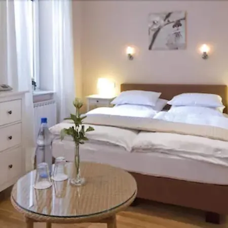 Buchholz Downtown 3*