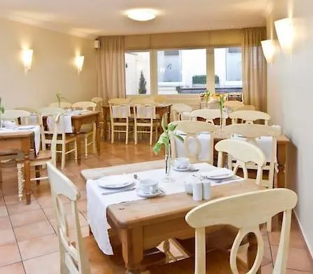 Buchholz Downtown 3*