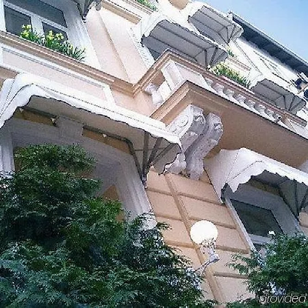 Hotel Buchholz Downtown 3*