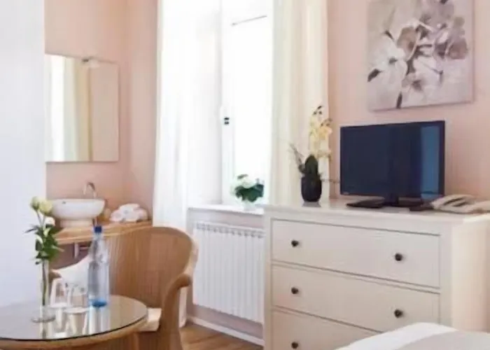 Buchholz Downtown Hotel 3*