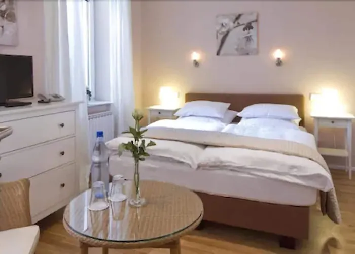 Buchholz Downtown 3*