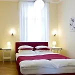 Buchholz Downtown 3*