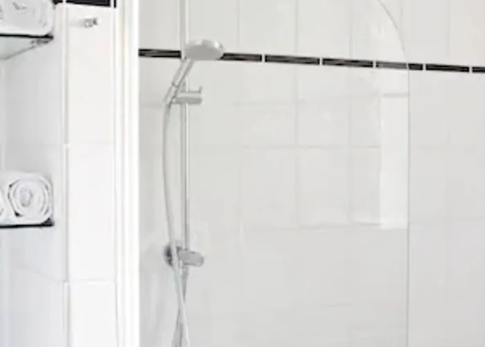 Hotel Buchholz Downtown Kolonia